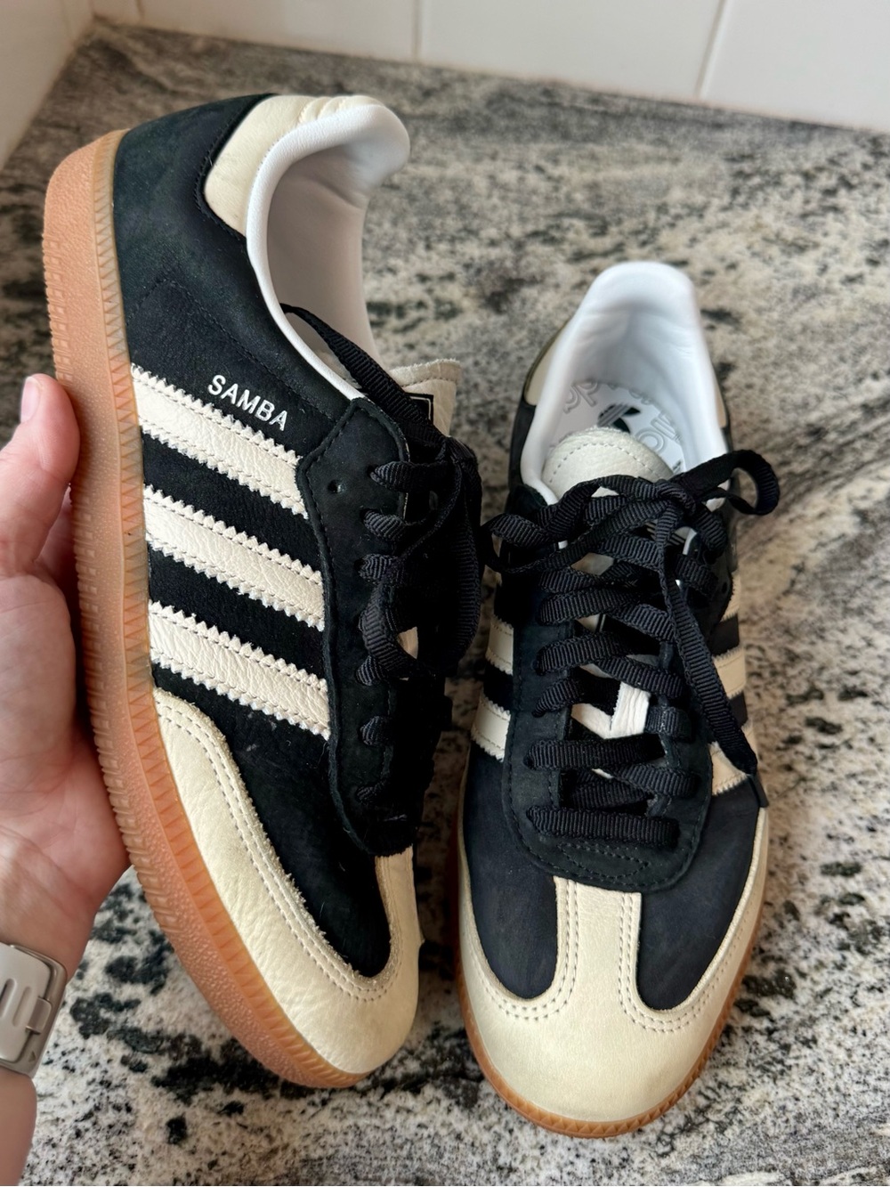 Adidas Samba OG Sneakers. Women’s size 9. EUC